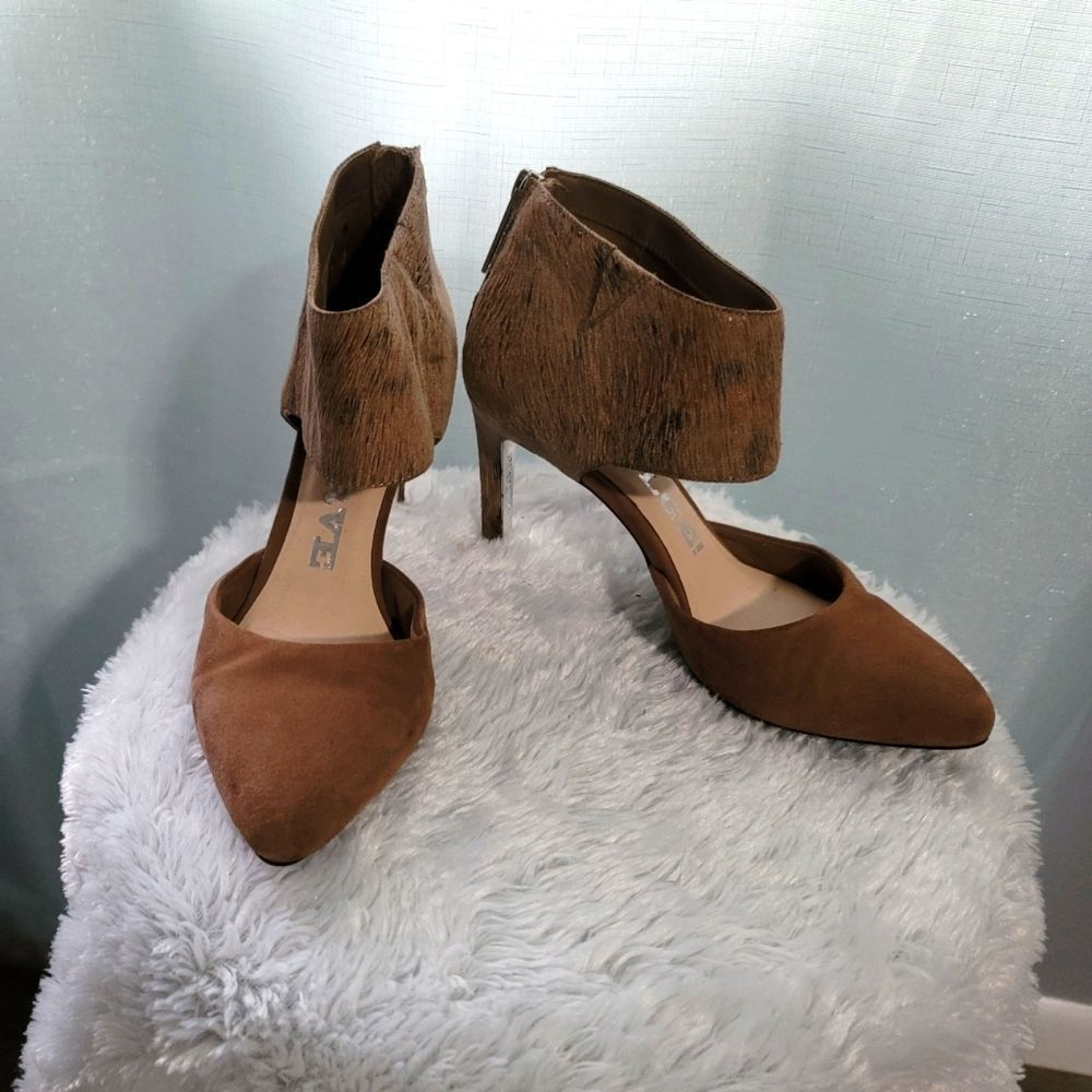 Cuff Ankle pumps